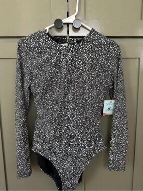 Shade & Shore Black and White Long Sleeve Printed Bodysuit